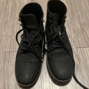 Black Matte| Thursday Boots|  6.5 men’s